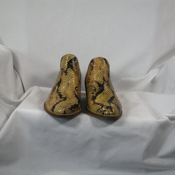 Lucky Brand Fausst Ankle Boot - Leather - Size 6.5 - Like New - Picture 2 of 6